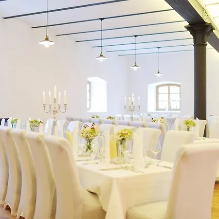 Brauereigasthof Stanglbraeu Gæstehus